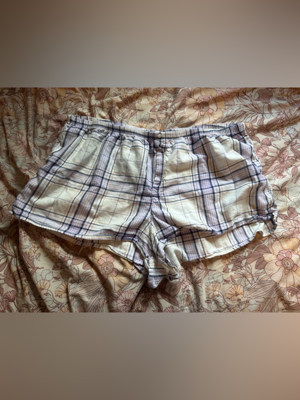 aerie Plaid Sleep Shorts in White and Light Purple